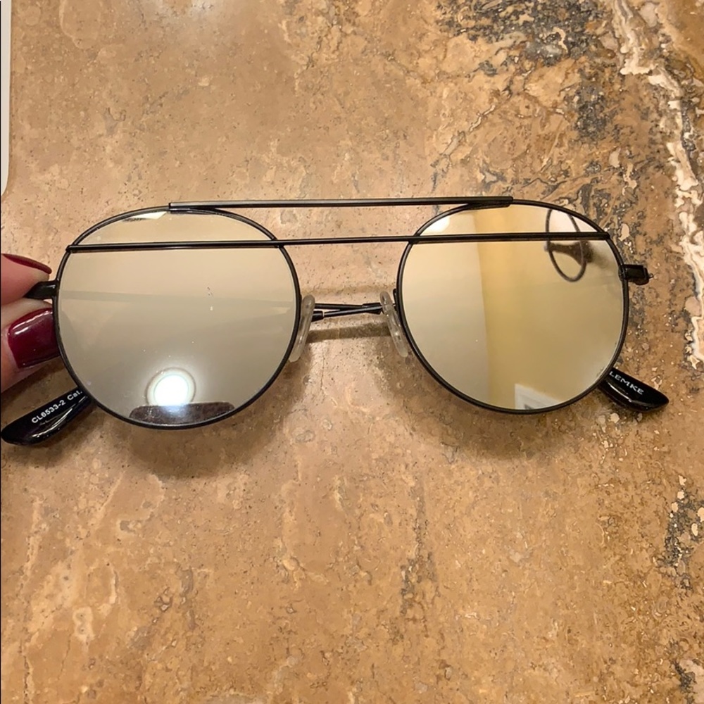Mirrored sunglasses